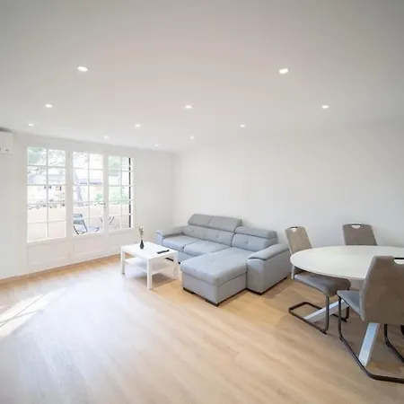 Duplex T3 A 3 Minutes De La 아파트 *